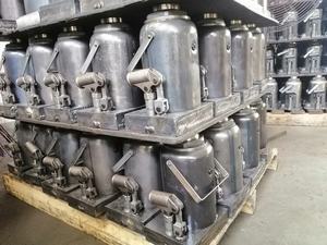 <span class=keywords><strong>Cric</strong></span> hydraulique pour voiture en acier rouge de grande taille <span class=keywords><strong>15t</strong></span> avec production d'usine CE GS Meilleure qualité Vente chaude - Product Image 6