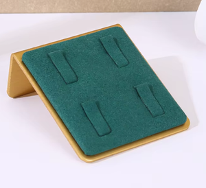 Support de présentation de bijoux en alliage d'aluminium de luxe avec boucle de fermeture, idéal pour vitrine de bijouterie et accessoires de photographie - Product Image 5