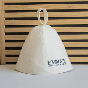 Un Gorro de Sauna de Lana Pura que Transforma el Ritual con una Sola Gota de Agua y la Tranquilidad del Diseño Nórdico - Product Image 1