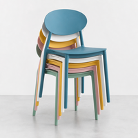 Chaise de jardin moderne en plastique imperméable pour l'extérieur, résistante au soleil, pour terrasse, bistrot, parc, villa, complexe hôtelier, mobilier de terrasse