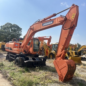 Excavadora sobre orugas usada Doosan 2017 21ton Equipo de construcción Excavadora usada Doosan 210W-7 a la venta en China - Product Image 2