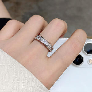 Bague Moissanite en argent Sterling S925 pour femmes avec bord de perles Bague kaléidoscope étoilée Bijoux de vente chaude transfrontaliers - Product Image 3