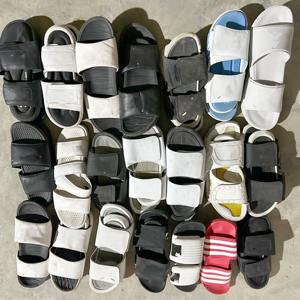 S16 شبشب مستعمل حذاء بعلامة تجارية مستعمل حالة جيدة شبشب للرجال أحذية صيفية بالجملة - Product Image 5