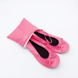 <span class=keywords><strong>2023</strong></span> <span class=keywords><strong>ballerines</strong></span> jetables roses pour femmes chaussures de ballerine pliables conception imprimée sans lacet pour les mariages d'été faveurs après la fête - Product Image 4