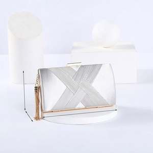 Satijnen strikvormige diamanten kristallen handtas ketting schoudertas dames luxe tassen feest gala clutch portemonnee avondtas - Product Image 2