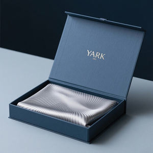 Eco-Friendly Custom Design Foldable Book Shape Rigid Box with Reliable <b>Magnetic</b> Seal <b>Magnetic</b> Packaging Box for Lipstick - Product Image 2