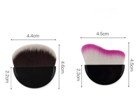Petit pinceau à poudre de contournement semi-circulaire plat et en forme d'éventail pour le visage pinceau de maquillage multifonctionnel portable