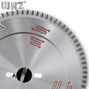 TCT Ahşap İşleme Daire Testere Bıçağı 250mm Çap 80 Diş Lazer Kaynaklı OEM Endüstriyel Sınıf Ahşap Kesme İçin Hızlı Teslimat - Product Image 3