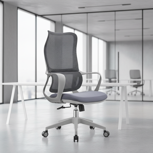 Venda Direta de Fábrica Cadeira de Escritório Executiva Ergonômica Moderna em Malha Preta com Encosto Alto Confortável, <span class=keywords><strong>Base</strong></span> de Aço com Altura Ajustável - Product Image 4