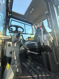 Excavatrice sur pneus compacte et polyvalente XE60WGA <span class=keywords><strong>de</strong></span> 6 tonnes pour les infrastructures urbaines et les projets écologiques - Product Image 4