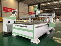 Mobilya Üretimi CNC Router 3 Eksenli ATC Mili Motoru PLC Ahşap Panel Üretim Ekipmanı Otomatik Kesim Delme