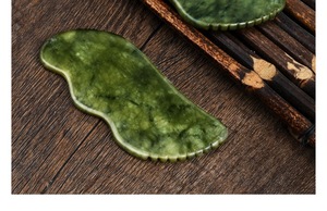Nueva llegada Natural verde Jade piedra <span class=keywords><strong>Gua</strong></span> <span class=keywords><strong>Sha</strong></span> cuidado de la piel facial raspador en forma de S masaje facial Jadeíta <span class=keywords><strong>Gua</strong></span> <span class=keywords><strong>Sha</strong></span> herramienta - Product Image 6
