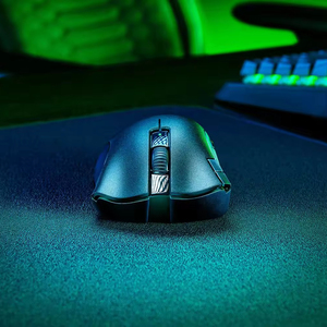 RA-ZER DEATH-ADDER V2 X HYPERSPEED, Diseño Ergonómico, Conectividad Inalámbrica Dual para Juegos, Ratón para PC de Deportes Electrónicos, HYPERSPEED Ergonómico - Product Image 1
