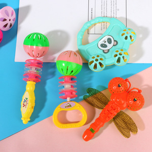 Hochets en plastique pour bébés de 0 à 24 mois, jouets d'éveil pour nourrissons, ensemble de jeu éducatif pour le développement de la préhension - Product Image 3