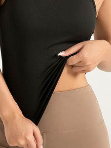 2025 nuovo abbigliamento sportivo all'ingrosso comodo tessuto traspirante da <span class=keywords><strong>donna</strong></span> canotta da <span class=keywords><strong>palestra</strong></span> Logo personalizzato ad alto supporto antiurto - Product Image 5