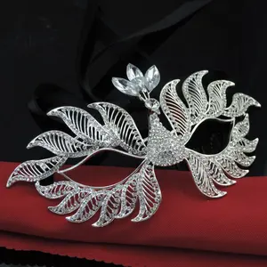 Masque de mascotte sexy en métal avec cristal, de haute qualité, pour fête costumée
