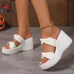 Sandalias de cuña para mujer, zapatos nuevos, informales, sin cordones, estilo retro, transpirables, con tacón - Product Image 1