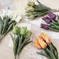 Fleur de tulipe artificielle rétro aux couleurs d'automne de 34 cm avec bords effilochés pour la décoration