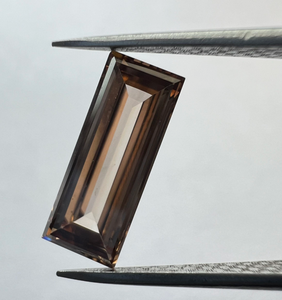 แหวนเพชรทรงบาแกตต์เจียระไนแบบหลวม ความใสระดับเยี่ยม เพชรสังเคราะห์จากห้องปฏิบัติการ แสงวิบวับสวยงาม แหวนหมั้นสั่งทำพิเศษ เครื่องประดับชั้นดี สีขาว - Product Image 1