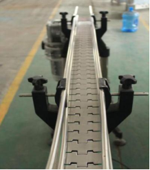 Ligne de remplissage semi-automatique d'<span class=keywords><strong>eau</strong></span> minérale de 1000BPH 1L avec le système de CIP pour la production à petite échelle de jus et de laiterie - Product Image 3