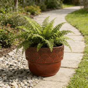 Maceta Grande de Cerámica Estilo Americano Vintage Color Borgoña con Relieve - Maceta Ecológica y Duradera con Textura de Abanico para Jardín Interior y Exterior - Product Image 3