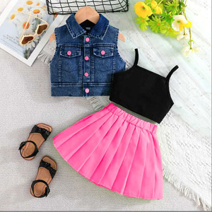 ชุดเสื้อผ้าเด็กผู้หญิง 2-7 ขวบ สีลูกกวาด กระดุมยีนส์ สายเดี่ยว กระโปรงจีบ พร้อมเข็มขัด ชุด 4 ชิ้น - Product Image 6