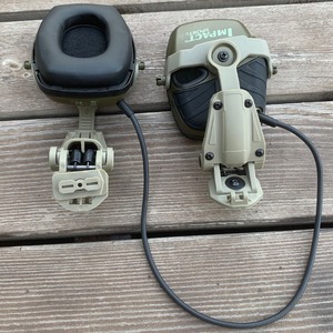 Adaptateur <span class=keywords><strong>de</strong></span> rail <span class=keywords><strong>de</strong></span> <span class=keywords><strong>casque</strong></span> tactique TS TAC-SKY pour <span class=keywords><strong>casque</strong></span> Wendy 2.0 3.0 Compatible avec le cache-oreilles <span class=keywords><strong>de</strong></span> <span class=keywords><strong>tir</strong></span> sportif Howard Leigh Impact - Product Image 4