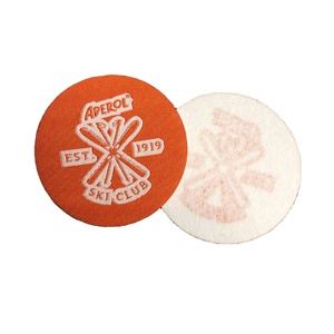 Étiquette de vêtement brodée en 3D stéréoscopique en forme de flamant rose avec bordure Merrow, patch tissé thermocollant - Product Image 3