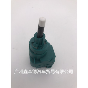 สวิตช์ไฟเบรค 1C0945511A สำหรับโฟล์คสวาเก้น เจตต้า โบรา โปโล พาสสาทอะไหล่ทดแทนใหม่ - Product Image 2