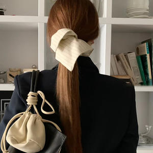 Élastiques à cheveux pour femmes coréennes, bandeaux carrés à rayures en forme de cœur, accessoires de mode pour cheveux - Product Image 2