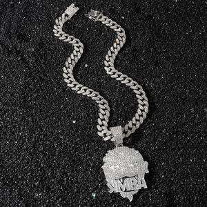 Nuevo Collar con Colgante Circular con Letras de Estilo Hip Hop, Diseño Único y Moderno, Joyería de Moda para Hombre - Product Image 2