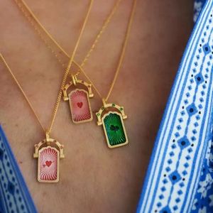 Kalung liontin hati merah hijau kartu <span class=keywords><strong>Tarot</strong></span> Enamel emas Pvd bandul jimat baja tahan karat perhiasan tak beraturan untuk wanita - Product Image 2