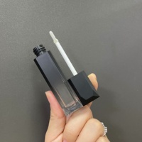 Nouveau Design de Cristal de Luxe Contenants de Brillant à Lèvres Noir Mat Clair Carré Tube de Rouge à Lèvres Liquide de Marque Privée pour Brillant à Lèvres