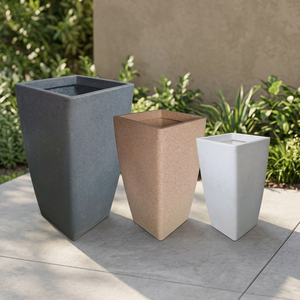 Jardinières carrées modernes en plastique pour l'extérieur, pots de fleurs de jardin au design minimaliste pour plantes vertes - Product Image 1