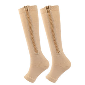 Chaussettes <span class=keywords><strong>de</strong></span> <span class=keywords><strong>compression</strong></span> à glissière latérale Conception exposée aux orteils Chaussettes <span class=keywords><strong>de</strong></span> mollet <span class=keywords><strong>de</strong></span> course antidérapantes <span class=keywords><strong>Bas</strong></span> <span class=keywords><strong>de</strong></span> soutien veineux - Product Image 3