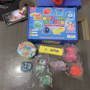 Boîte de plaisir Halloween Squishy : Jouets sensoriels à presser, Squishies Dumpling et Squishies Beurre - Product Image 3