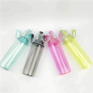 Bouteille d'eau isolée avec pulvérisateur de brume pour le sport - Product Image 2