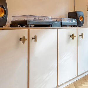 Puxador de Móveis Koppalive Plus Minus Sign em Latão, Design Minimalista Italiano Moderno, Puxadores para Armários de Cozinha e Gavetas - Product Image 5