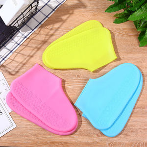 K209 impermeabile <span class=keywords><strong>pioggia</strong></span> copriscarpe riutilizzabili antiscivolo Unisex adulti/bambini Multi-colore <span class=keywords><strong>stivali</strong></span> <span class=keywords><strong>da</strong></span> <span class=keywords><strong>pioggia</strong></span> per l'estate e l'autunno - Product Image 1