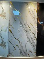 Panneau mural en marbre translucide rétroéclairé en agate naturelle verte, dalle de marbre Lumi Stone pour décoration intérieure