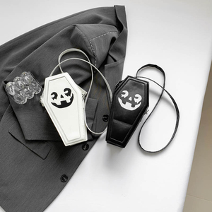 Personalizado en forma de ataúd de moda Pu tamaño pequeño estilo gótico de las mujeres solo hombro bandolera - Product Image 2