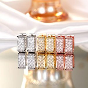 Eleganti Orecchini a Clip per Donne, Design Traforato Chic, Gioielli da Sposa - Product Image 4
