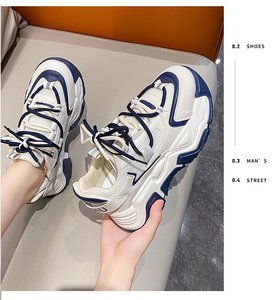 Chaussures de sport légères pour femmes en PU à lacets, semelle épaisse, pour le tennis, le jogging, la gym et la marche - Product Image 3
