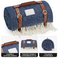 Couverture de pique-nique et de voyage moderne, populaire, imperméable, légère, en matériau PU, avec pompe à air externe, portable, à pompons personnalisés