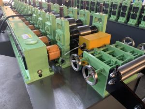 Machine de formage à rouleaux pour cloisons sèches à grande vitesse 70 m/min, machine à fabriquer des angles <span class=keywords><strong>omega</strong></span> pour montants et rails - Product Image 5