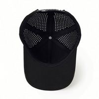Casquette de baseball 5 panneaux imperméable avec logo personnalisé et trous découpés au laser