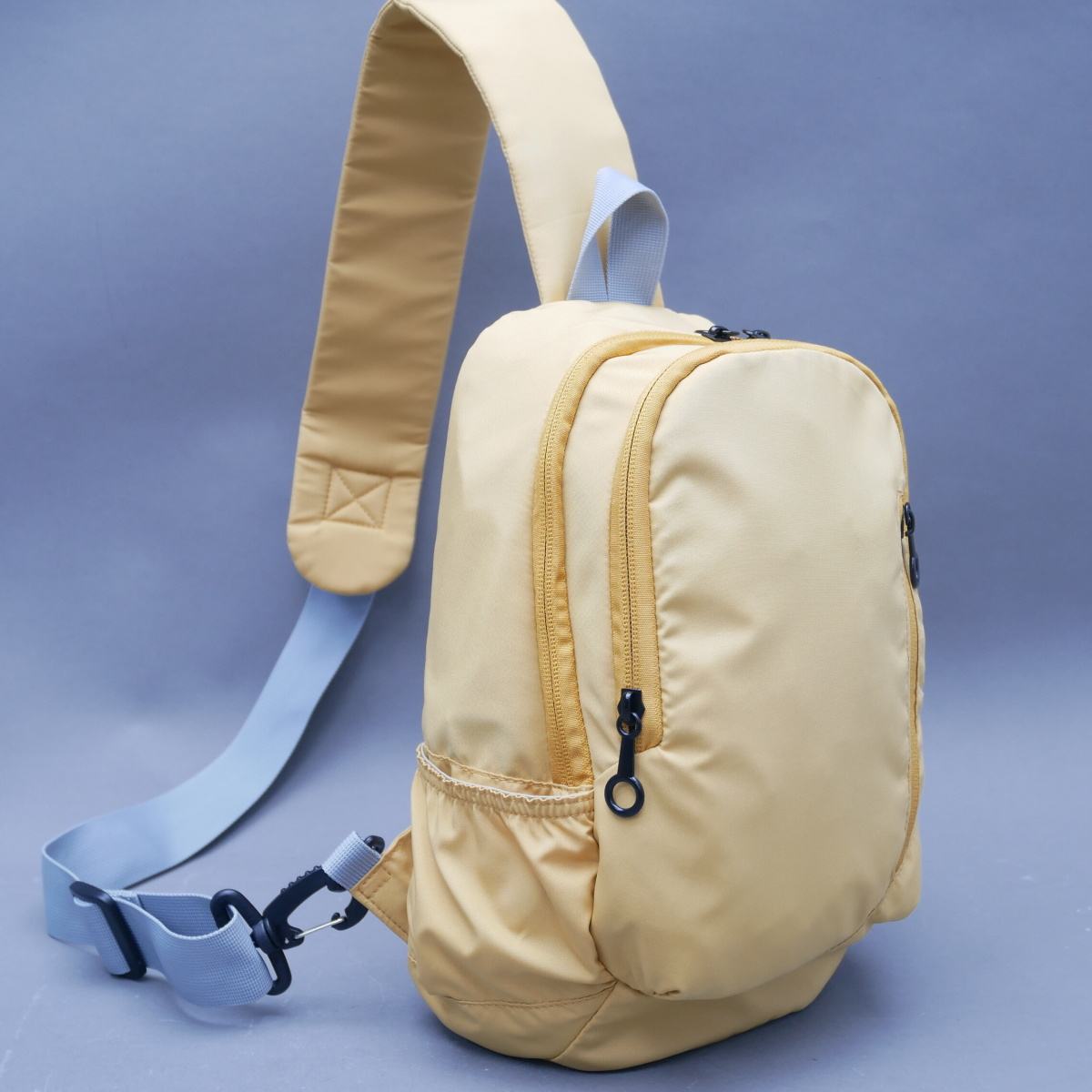 สีเหลือง