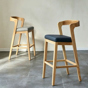 Chaises <span class=keywords><strong>de</strong></span> bar modernes en <span class=keywords><strong>bois</strong></span> massif avec siège en cuir, tabourets hauts <span class=keywords><strong>de</strong></span> luxe avec dossier pour cuisine, café et restaurant - Product Image 3
