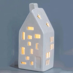 Customized Set of <strong>3</strong> Direct Factory Porcelain Village <strong>House</strong> Led Lighted <strong>Christmas</strong> Ceramic <strong>Houses</strong>
