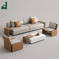 Ensemble de canapés de direction de style italien moderne, canapé luxueux haut de gamme avec accoudoirs en bois, adapté à la salle de réception du PDG